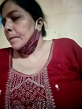 Love-890 online show from October 8, 2025, 5:10 pm