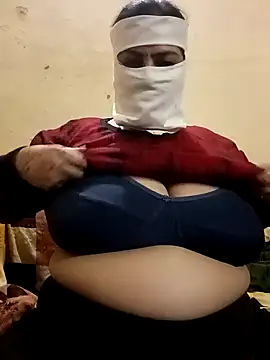 Love-890 online show from October 28, 2025, 1:36 pm