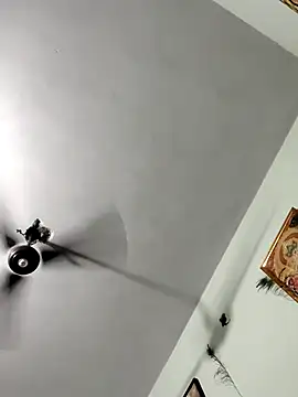 Mmm143 online show from September 19, 2025, 5:46 pm