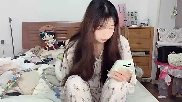 Akong11 online show from September 30, 2025, 3:28 pm