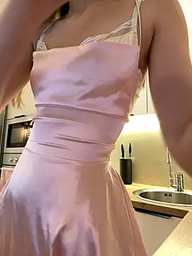 FriendlyFire 18 online show from November 10, 2025, 7:46 pm