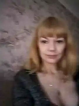 Snapshot of AliceSwan1122 chatting on October 23, 2025, 11:24 pm AliceSwan1122 online show from October 23, 2025, 11:24 pm