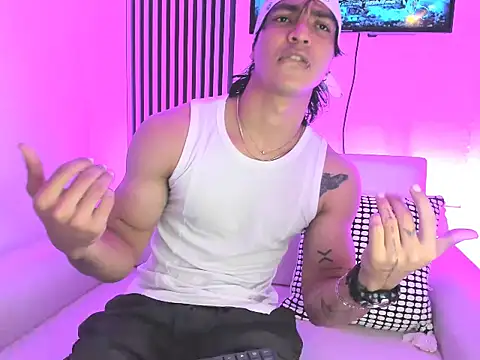 toji luxxer online show from September 21, 2025, 10:22 pm