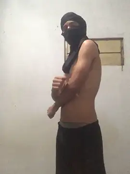 KingLamed online show from September 18, 2025, 1:40 am