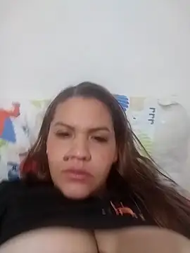 Snapshot of LaraStons chatting on September 22, 2025, 5:15 pm LaraStons online show from September 22, 2025, 5:15 pm