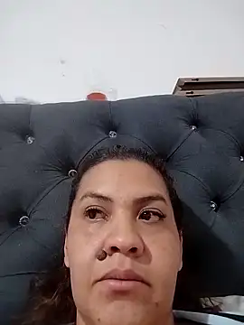 Snapshot of LaraStons chatting on October 1, 2025, 6:36 pm LaraStons online show from October 1, 2025, 6:36 pm