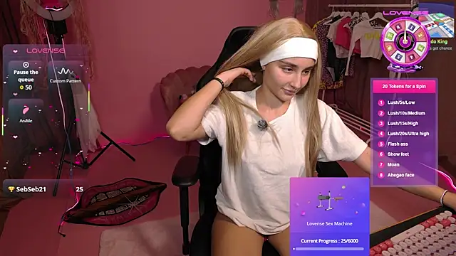 Snapshot of kaylaxsweet chatting on November 3, 2025, 11:15 pm kaylaxsweet online show from November 3, 2025, 11:15 pm