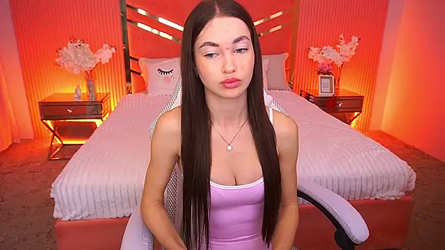 CherryyLulu online show from November 11, 2025, 8:47 am