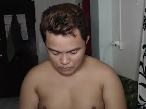 Snapshot of Gayasianzowe chatting on October 10, 2025, 1:43 pm Gayasianzowe online show from October 10, 2025, 1:43 pm