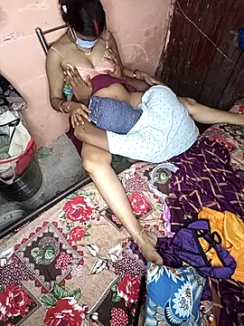 Romantic couple89 online show from September 26, 2025, 4:33 pm