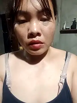 Snapshot of emilyzz chatting on October 4, 2025, 12:58 pm emilyzz online show from October 4, 2025, 12:58 pm