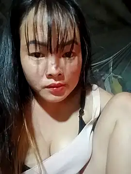 Snapshot of emilyzz chatting on November 21, 2025, 1:21 pm emilyzz online show from November 21, 2025, 1:21 pm