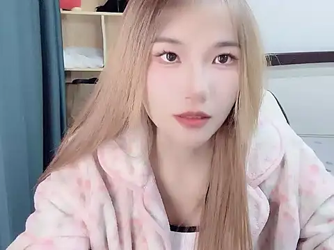 W-Sunflower online show from November 25, 2025, 2:17 pm