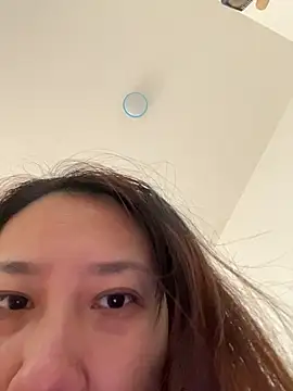 Snapshot of qianhan_x chatting on October 18, 2025, 8:04 am qianhan x online show from October 18, 2025, 8:04 am