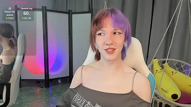Snapshot of JessieRich chatting on October 3, 2025, 7:33 pm JessieRich online show from October 3, 2025, 7:33 pm