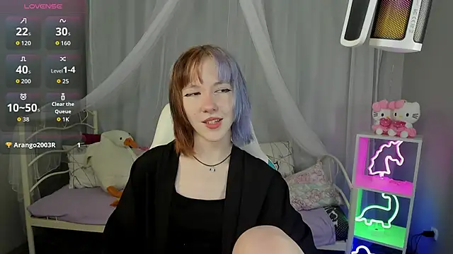 Snapshot of JessieRich chatting on October 10, 2025, 10:20 pm JessieRich online show from October 10, 2025, 10:20 pm