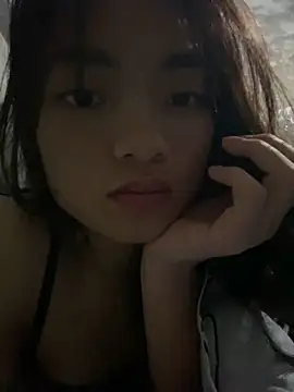 Snapshot of Bella_sexy98 chatting on October 6, 2025, 2:58 pm Bella sexy98 online show from October 6, 2025, 2:58 pm