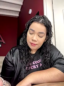 Snapshot of krisstenSantos chatting on September 30, 2025, 11:59 am krisstenSantos online show from September 30, 2025, 11:59 am