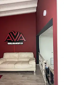 Snapshot of krisstenSantos chatting on October 28, 2025, 12:30 pm krisstenSantos online show from October 28, 2025, 12:30 pm