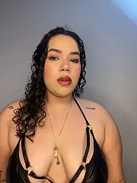 Snapshot of krisstenSantos chatting on November 10, 2025, 11:20 am krisstenSantos online show from November 10, 2025, 11:20 am