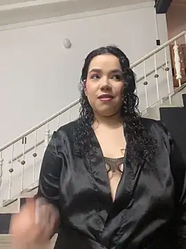 Snapshot of krisstenSantos chatting on November 28, 2025, 12:30 pm krisstenSantos online show from November 28, 2025, 12:30 pm