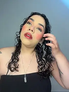 Snapshot of krisstenSantos chatting on December 1, 2025, 11:59 am krisstenSantos online show from December 1, 2025, 11:59 am