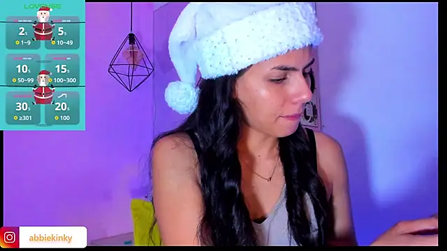 Abbiekinky online show from December 1, 2025, 6:02 pm