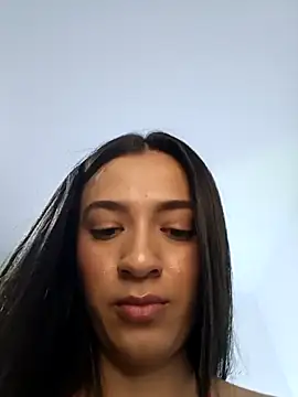 Snapshot of MiQeilaSweet chatting on December 2, 2025, 10:05 pm MiQeilaSweet online show from December 2, 2025, 10:05 pm