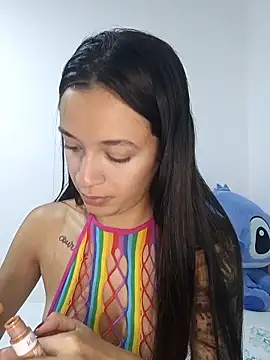 Snapshot of MiQeilaSweet chatting on December 4, 2025, 7:33 pm MiQeilaSweet online show from December 4, 2025, 7:33 pm