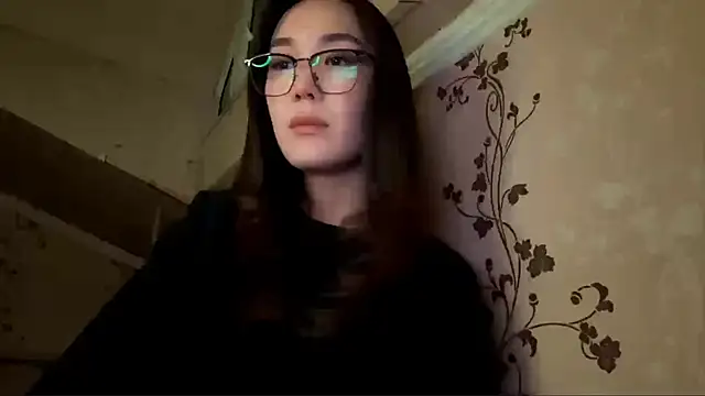 Snapshot of marry_dreams chatting on October 16, 2025, 4:30 pm marry dreams online show from October 16, 2025, 4:30 pm