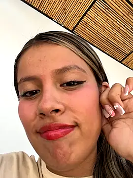 EMILIIA RICHTER   online show from October 7, 2025, 6:49 pm