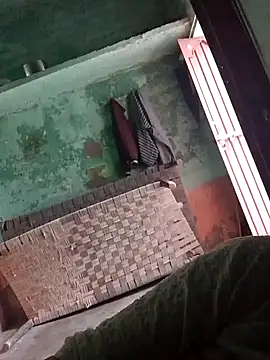 annu 000 online show from October 4, 2025, 5:05 am