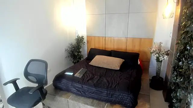 Snapshot of JacobDraven chatting on November 20, 2025, 3:28 am JacobDraven online show from November 20, 2025, 3:28 am