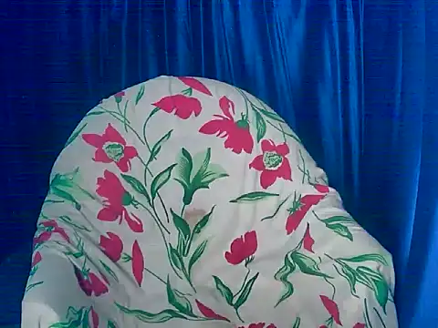 Snapshot of Sangeetha5 chatting on October 15, 2025, 5:02 pm Sangeetha5 online show from October 15, 2025, 5:02 pm
