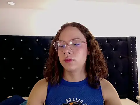 Snapshot of bycandy_ chatting on October 1, 2025, 1:39 pm bycandy online show from October 1, 2025, 1:39 pm