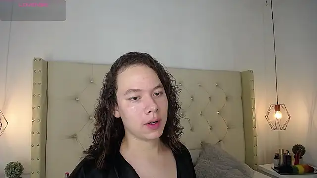 Snapshot of bycandy_ chatting on October 30, 2025, 12:17 pm bycandy online show from October 30, 2025, 12:17 pm