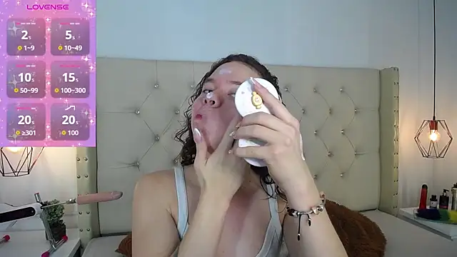 Snapshot of bycandy_ chatting on November 3, 2025, 12:28 pm bycandy online show from November 3, 2025, 12:28 pm