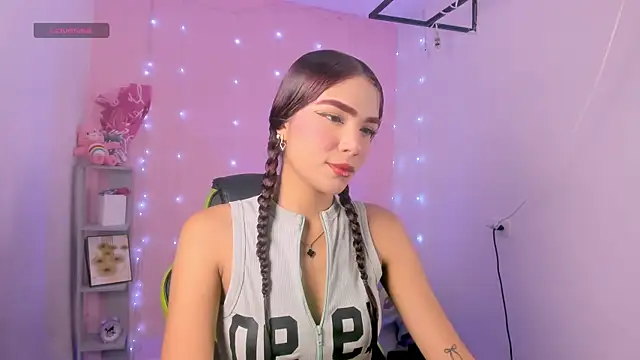 ashlysmith 01 online show from October 1, 2025, 3:56 am