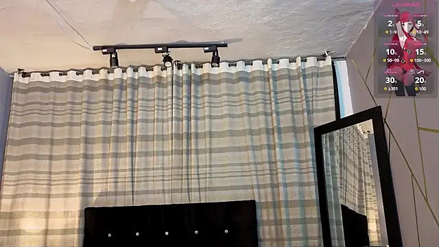 Snapshot of Angel-dragun chatting on December 4, 2025, 3:05 am Angel-dragun online show from December 4, 2025, 3:05 am