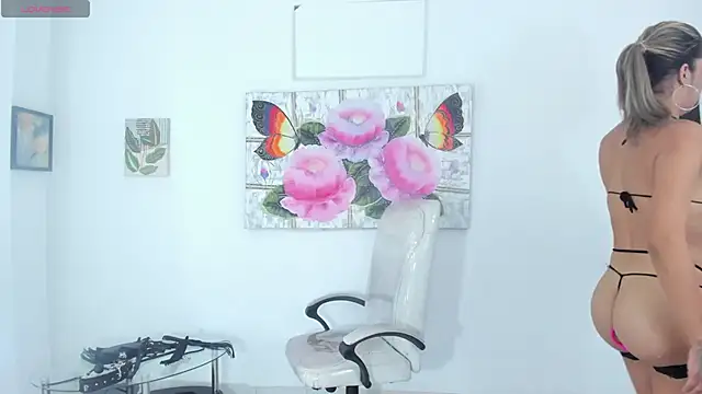 Snapshot of barbie_ds chatting on November 14, 2025, 12:04 pm barbie ds online show from November 14, 2025, 12:04 pm