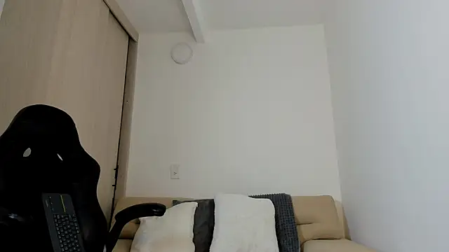 Biscuit oliva online show from October 30, 2025, 1:34 pm