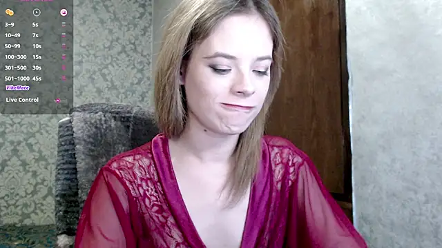 Kate  Loves online show from November 27, 2025, 6:21 pm