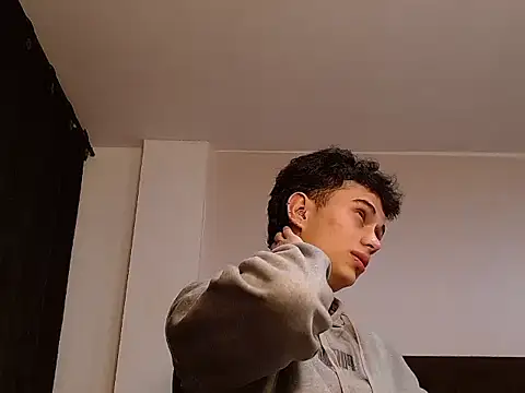 jaico santos online show from September 24, 2025, 11:19 pm