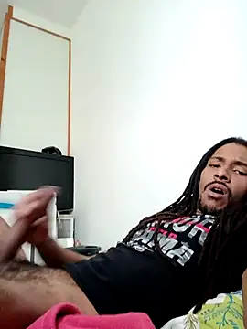 Snapshot of Mikaaa97 chatting on October 8, 2025, 10:46 am Mikaaa97 online show from October 8, 2025, 10:46 am