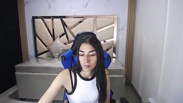 Snapshot of Maily_a_ chatting on October 25, 2025, 3:03 am Maily a online show from October 25, 2025, 3:03 am