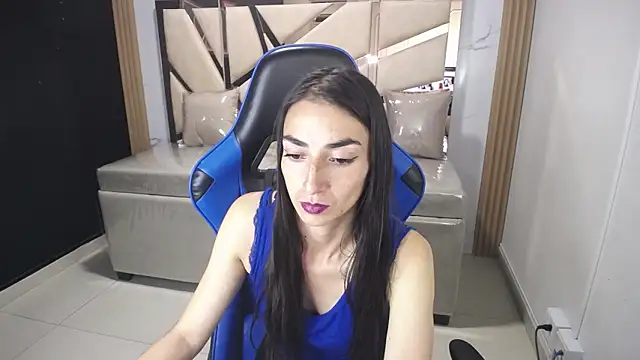 Snapshot of Maily_a_ chatting on November 13, 2025, 3:05 am Maily a online show from November 13, 2025, 3:05 am