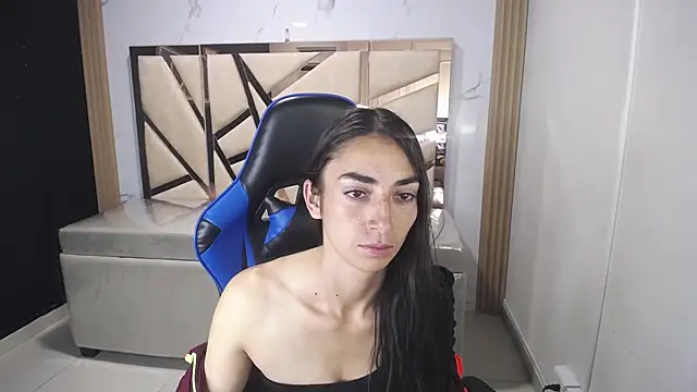 Snapshot of Maily_a_ chatting on November 22, 2025, 3:05 am Maily a online show from November 22, 2025, 3:05 am