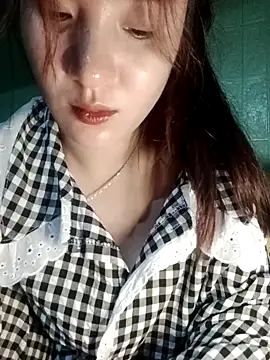 Snapshot of Linksys_nicee chatting on October 3, 2025, 12:40 am Linksys nicee online show from October 3, 2025, 12:40 am