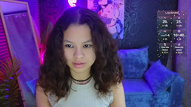 Snapshot of moco_choco chatting on December 17, 2025, 9:04 am moco choco online show from December 17, 2025, 9:04 am