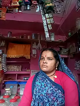 Snapshot of Sh_kiyara chatting on September 26, 2025, 12:47 am Sh kiyara online show from September 26, 2025, 12:47 am